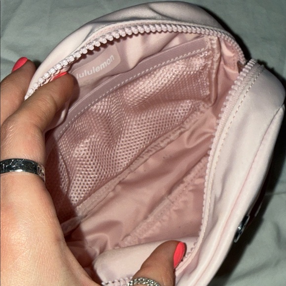 lululemon athletica Light Pink Cosmetic Pouch - Picture 2 of 2